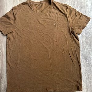 American Eagle M size t shirt